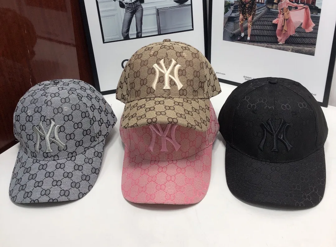 💰70 NY co-branded GUCCI Gucci new baseball cap is a super perfect interpretation of the sweet and cool style. I love it so much❤️ The top is sexy and handsome. Both are online! No girl can refuse