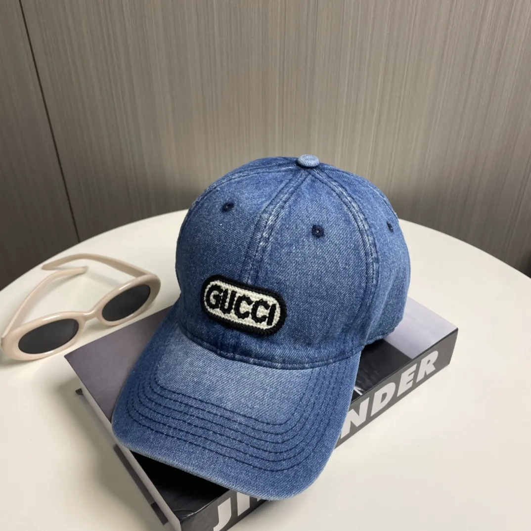 P50 GUCCI🧢New denim baseball cap is coming 🔥🎩 The craftsmanship is very exquisite, high-end and classy! Low-key luxury, easy to carry! Running volume!