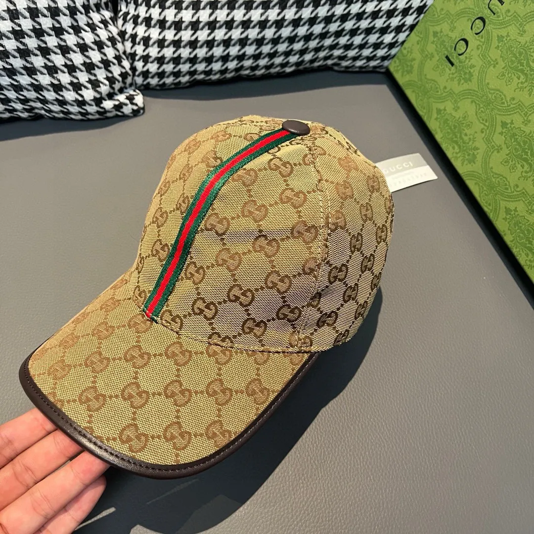p90., Gucci (Gucci) classic original baseball cap, vertical small webbing, 1:1 mold customization, original canvas + first-layer cowhide, genuine leather edging, handsome and fashionable, popular purchasing agency, versatile style for men and women, great quality! The basic head circumference is 56cm, and the patch is adjustable.
