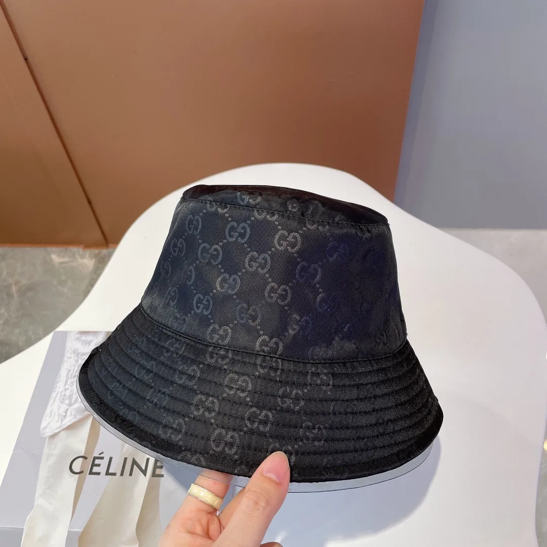 P66 GUCCI Gucci 2022 new model reversible fisherman hat at the counter simultaneously, hot model shipped, super easy to match, new model on the shelves