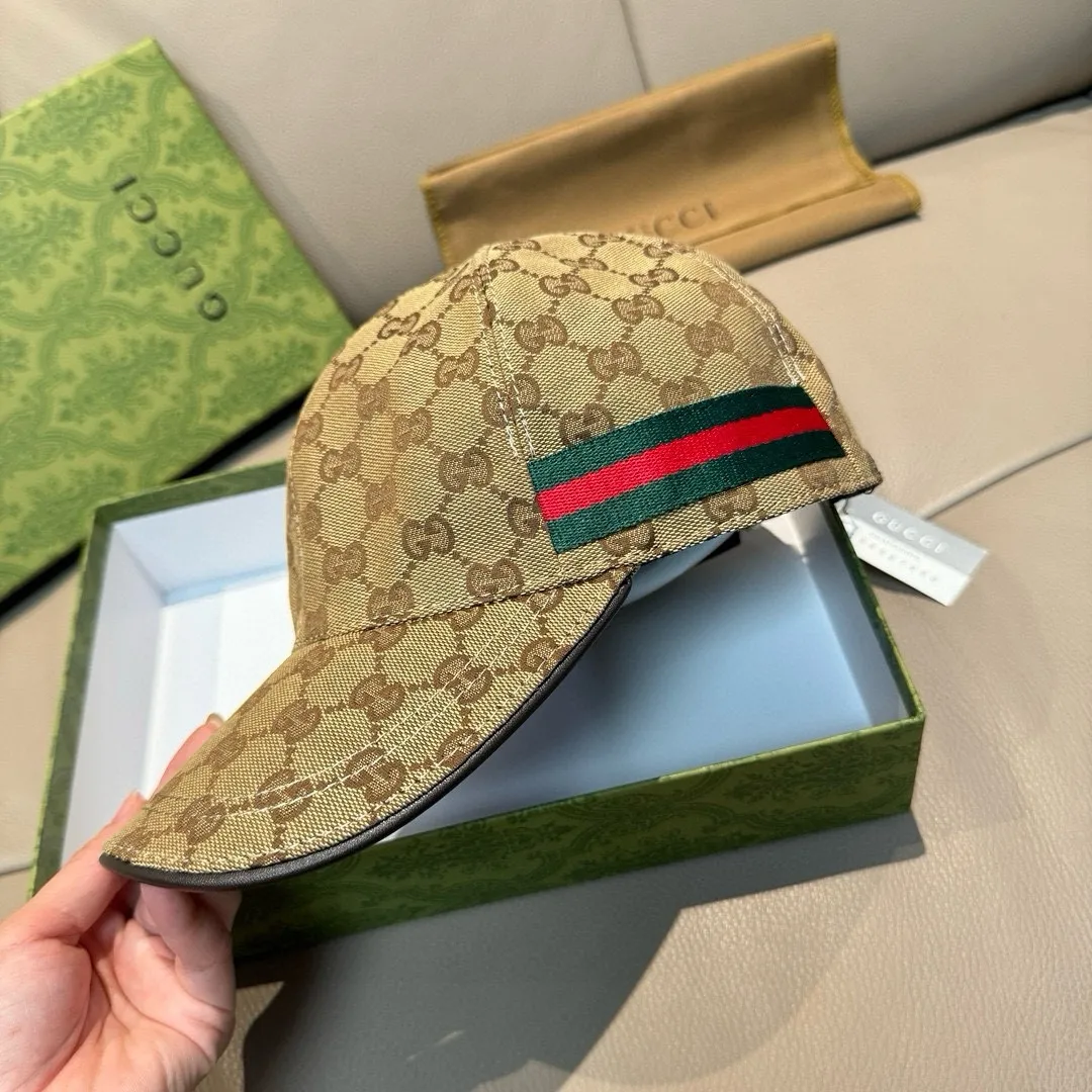 P900,000 classic model! Apricot color, black, S and L sizes, Gucci (Gucci) classic original baseball cap😍😍Customized at 1:1 counter, the highest version, original canvas fabric + first-layer cowhide, light and breathable! Photographed in real life, suitable for men and women in all seasons, basic head circumference 56cm, adjustable patches.