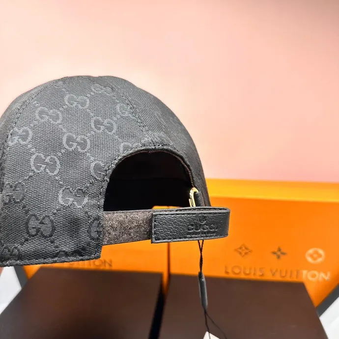 P90 new arrival, the latest model at Gucci counters, original canvas fabric, top quality original order, excellent quality, same baseball cap as the official website, real product shot, ready to ship quickly