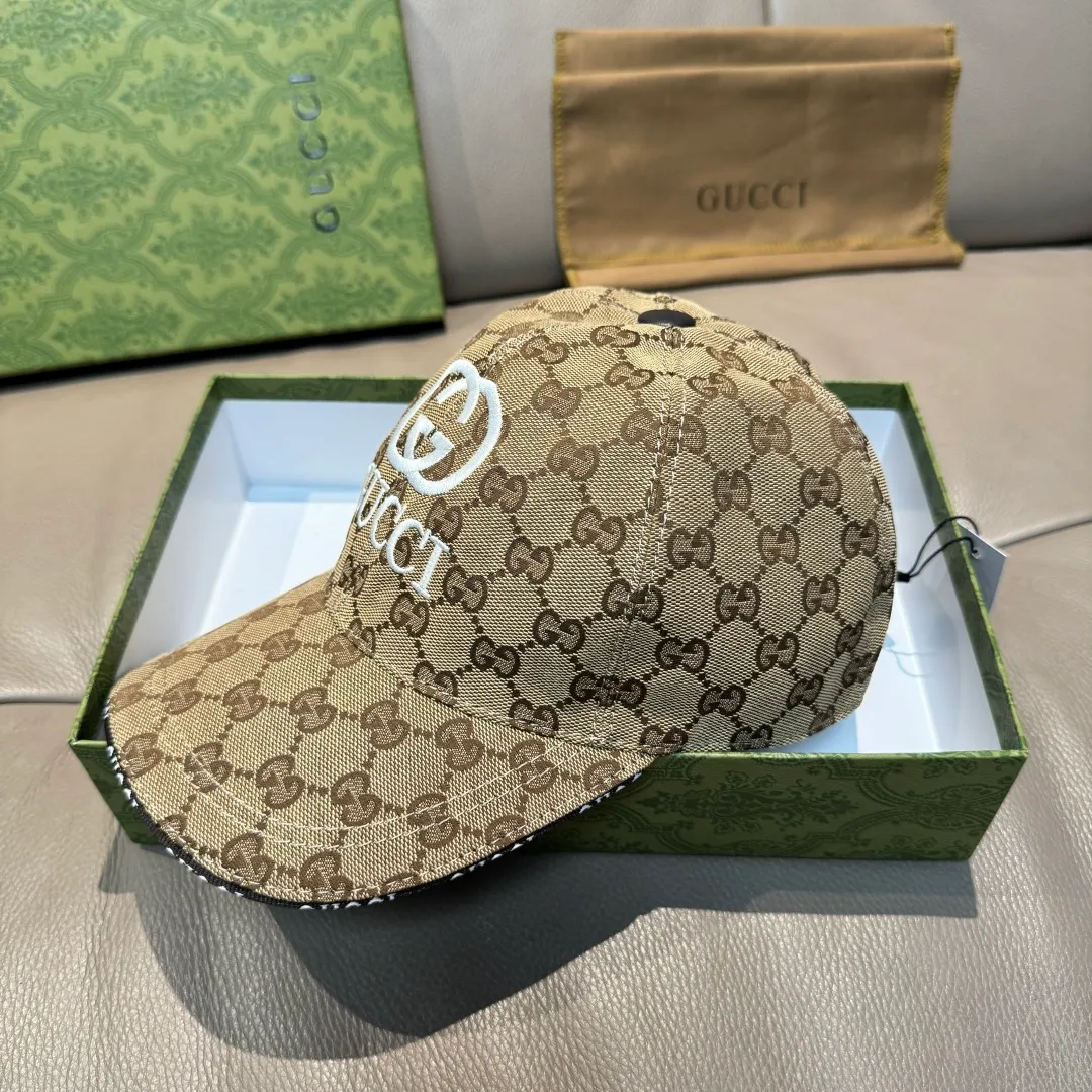 P90, Gucci (Gucci) new original baseball cap, GUCCI embroidery, 1:1 mold customization, heavy embroidery, details comparable to counters, original canvas fabric + first-layer cowhide, excellent quality! The first choice for handsome men and beautiful women, fashionable and versatile. The basic head circumference is 56cm, and the patch is adjustable.