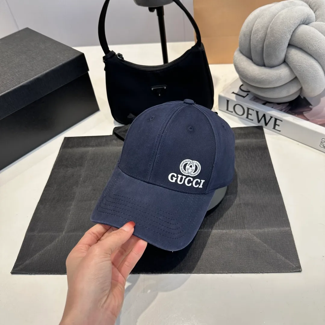 P60 Gucci Baseball Cap GUCCI official website new product, baseball cap, original quality, very popular 🔥The craftsmanship is very exquisite, high-end and classy! Low-key luxury, easy to carry! Running volume