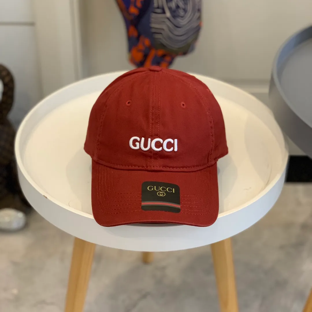 p60 Gucci Baseball Cap♥️GUCCI Baseball Cap🧢Official website new product Gucci Baseball Cap, original quality is very popular 🔥🎩 The craftsmanship is very exquisite, high-end and classy! Low-key luxury, easy to carry! Excellent quality👍Fashionable and versatile