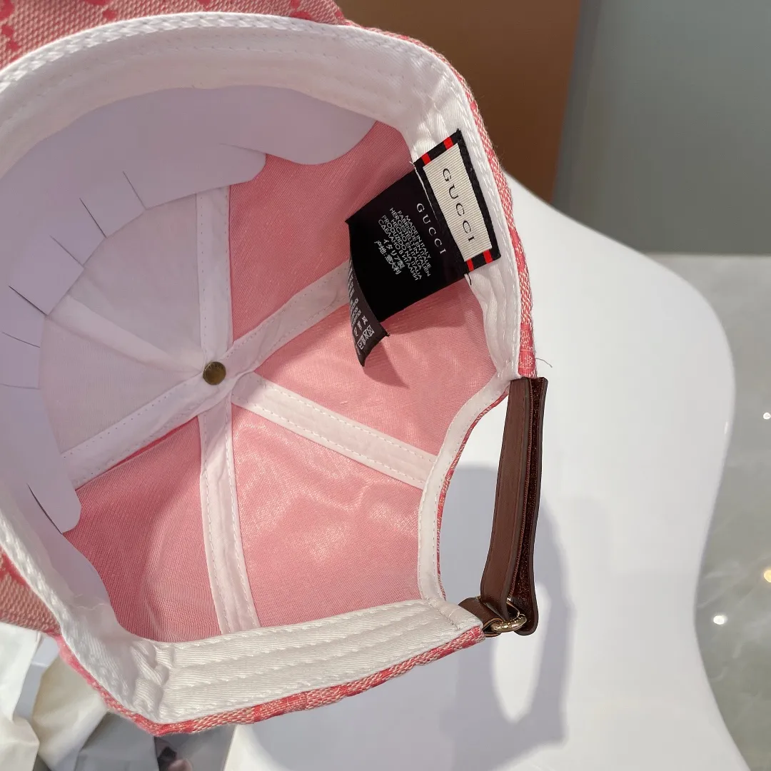 P60 [GUCCI] 2022 new simple baseball cap at the counter, very trendy! Casual and sports style, classic production, super easy to match!