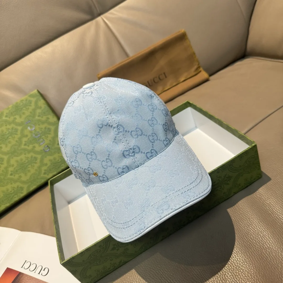 P90., Gucci (Gucci) new original baseball cap, metal small double G, the latest model at the counter, 1:1 mold customization, genuine mold hardware, original canvas fabric + first-layer cowhide, original quality! The quality is great, the basic head circumference is 56cm, and the patch is adjustable.