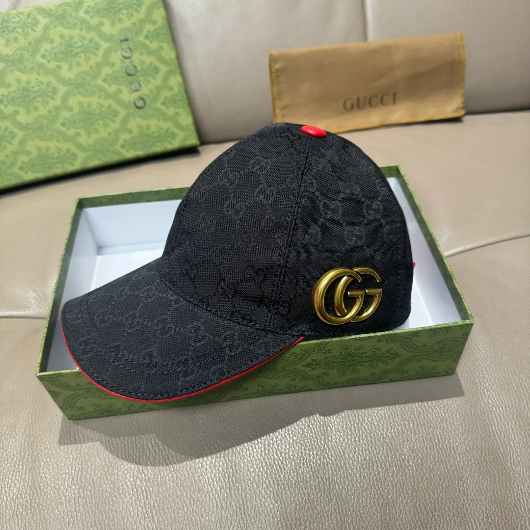 P90., Gucci (Gucci) new original baseball cap, metal double G, the latest model at the counter, 1:1 mold customization, genuine mold hardware, original canvas fabric + first-layer cowhide, original quality! The quality is great, the basic head circumference is 56cm, and the patch is adjustable.