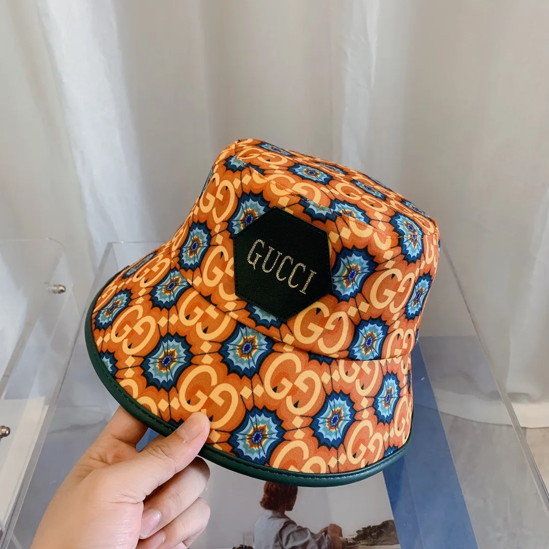 P80 GUCCI bucket hat 🧢New product from the official website, baseball cap, original quality, very popular 🔥🎩 The craftsmanship is very exquisite, high-end and classy! Low-key luxury, easy to carry! Running volume!