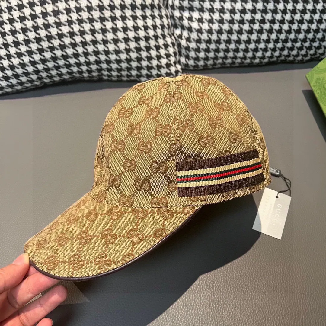 🉐️900,000-year-old classic model shipped! 🎗, Gucci (Gucci) classic original baseball cap 😍😍 1:1 mold customization at the counter, the highest version, original canvas + first-layer cowhide, light and breathable! Photographed in real life, suitable for men and women in all seasons, basic head circumference 56cm, adjustable patches.