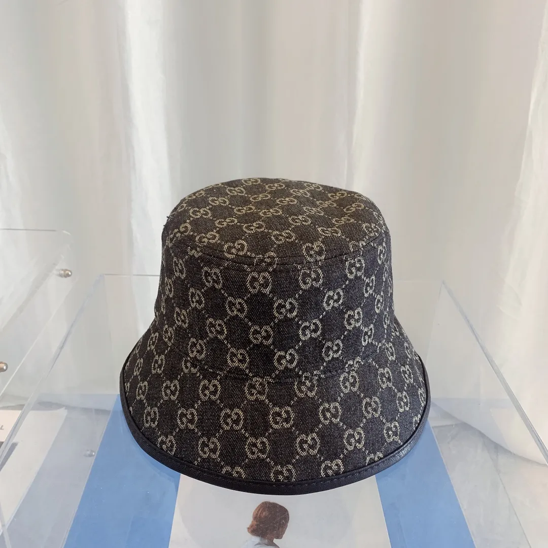 P80 Gucci fisherman hat GUCCI🧢original quality is hot now 🔥🎩 The craftsmanship is very exquisite, high-end and classy! Low-key, luxurious and charming, easy to carry! Running volume!