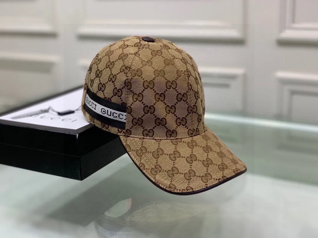 🉐90., Gucci (Gucci) classic original baseball cap 😍😍Customized with 1:1 mold opening at the counter, the highest version, original canvas fabric + first layer of cowhide, pure cotton lining, light and breathable! Photographed in real life, suitable for men and women in all seasons, basic head circumference 56cm, adjustable patches.