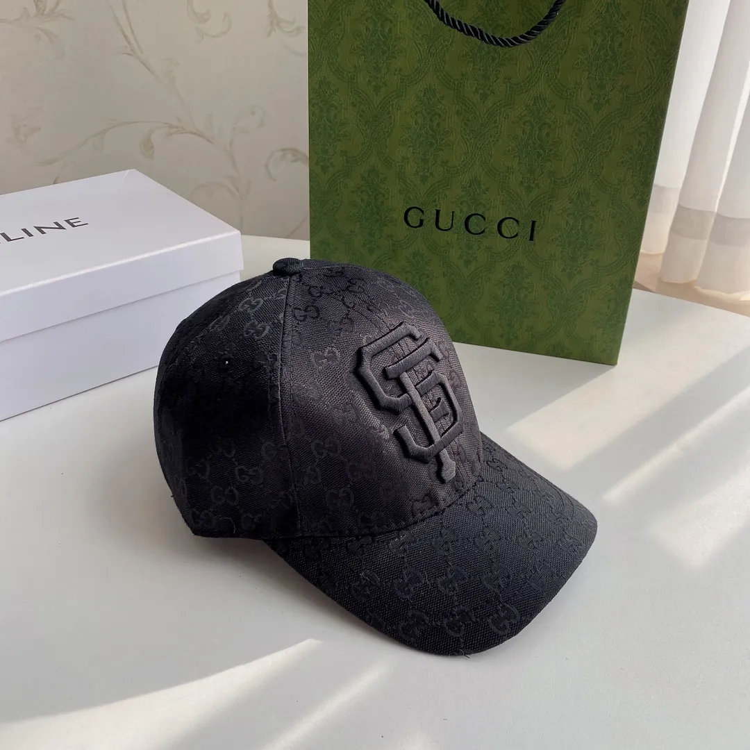 Special batch of 🉐️70 🧢Gucci 🆕 The new GG series popular sun hat is now on the shelves! 🛒