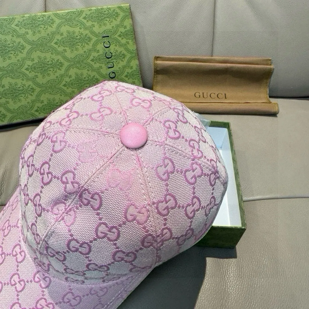 p90, Gucci (Gucci) new spring and summer original baseball cap, logo webbing, 1:1 mold customization, original canvas + first-layer cowhide, popular purchasing agent, versatile style for men and women, great quality! The basic head circumference is 56cm, and the patch is adjustable.