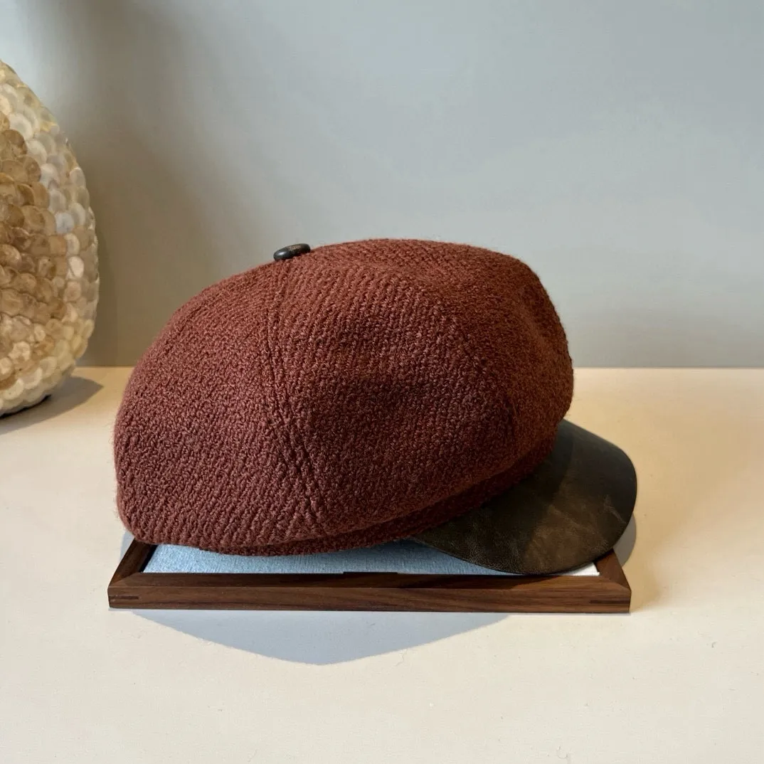 💰100¥ Gucci new duck bill painter hat, head circumference 57cm
