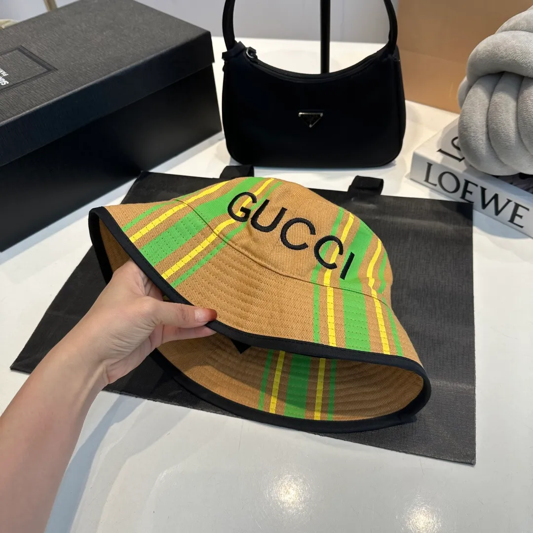 P60 GUCCI Gucci's new counter-synchronized reversible fisherman hat, popular model shipped, super easy to match, new model on the shelves