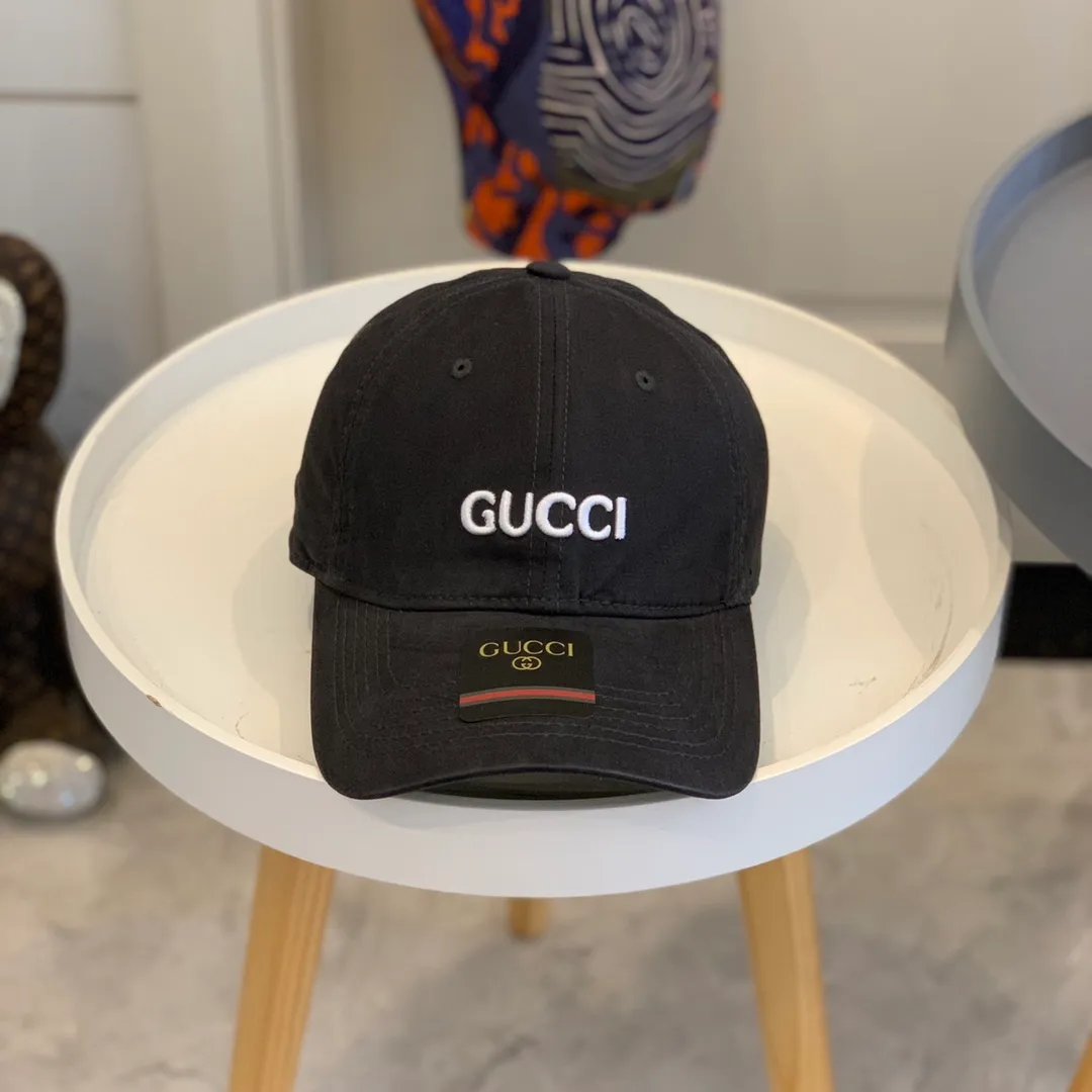 p60 Gucci Baseball Cap♥️GUCCI Baseball Cap🧢Official website new product Gucci Baseball Cap, original quality is very popular 🔥🎩 The craftsmanship is very exquisite, high-end and classy! Low-key luxury, easy to carry! Excellent quality👍Fashionable and versatile