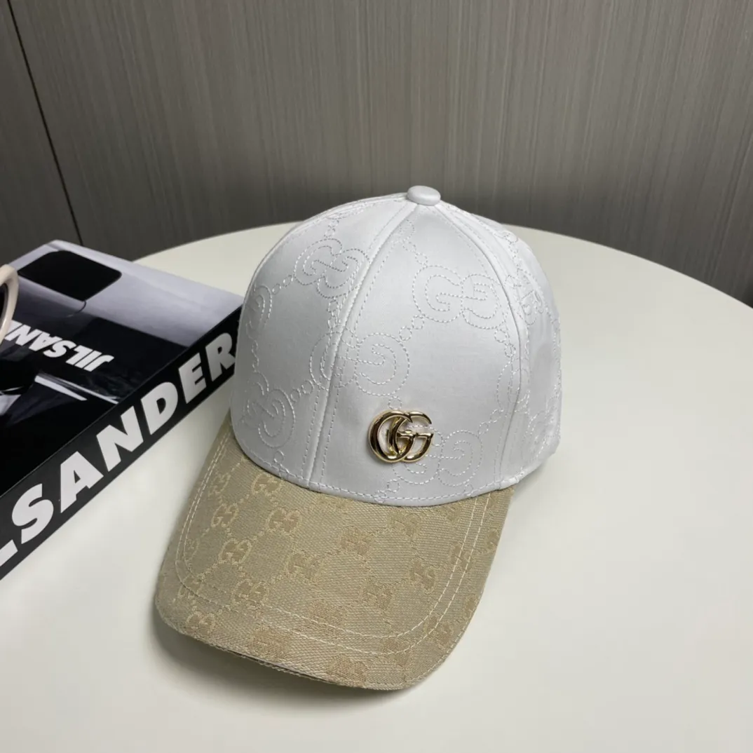 P66 Gucci new original baseball cap 🧢, exquisite and pure, stylish and stylish, cool and fashionable, out of stock at the counter, popular, great quality
