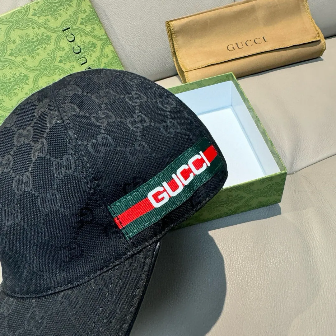 p90, Gucci (Gucci) new spring and summer original baseball cap, logo webbing, 1:1 mold customization, original canvas + first-layer cowhide, popular purchasing agent, versatile style for men and women, great quality! The basic head circumference is 56cm, and the patch is adjustable.