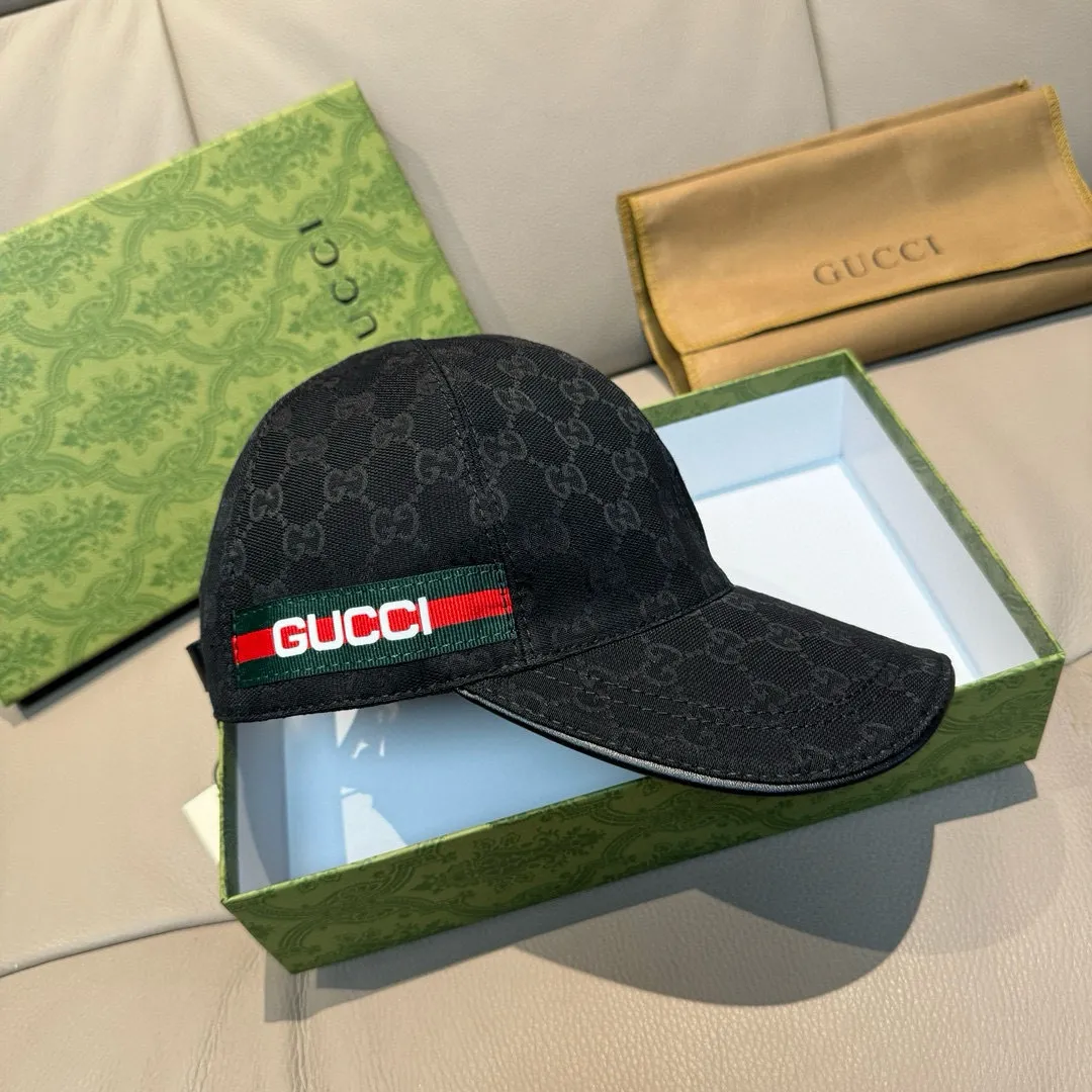 p90, Gucci (Gucci) new spring and summer original baseball cap, logo webbing, 1:1 mold customization, original canvas + first-layer cowhide, popular purchasing agent, versatile style for men and women, great quality! The basic head circumference is 56cm, and the patch is adjustable.