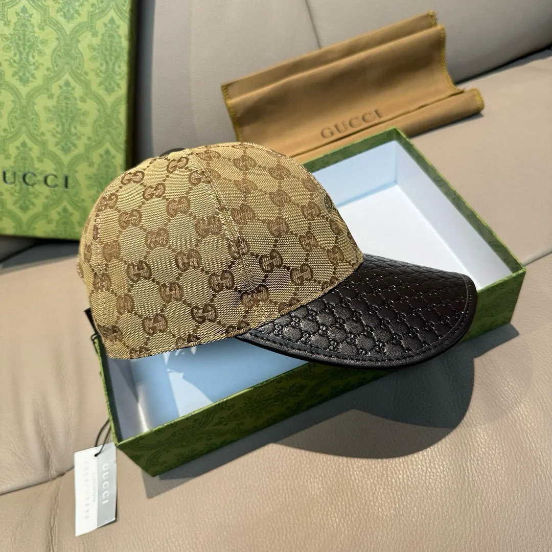 P90, Gucci (Gucci) classic original baseball cap, small double G cowhide stitching, 1:1 mold customization, excellent quality! The brim is embossed with first-layer cowhide, the quality is excellent! The basic head circumference is 56cm, the patch is adjustable, the original version is shipped in two colors from the counter, a hot seller!