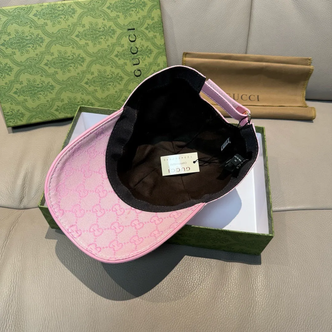 p90, Gucci (Gucci) new spring and summer original baseball cap, logo webbing, 1:1 mold customization, original canvas + first-layer cowhide, popular purchasing agent, versatile style for men and women, great quality! The basic head circumference is 56cm, and the patch is adjustable.