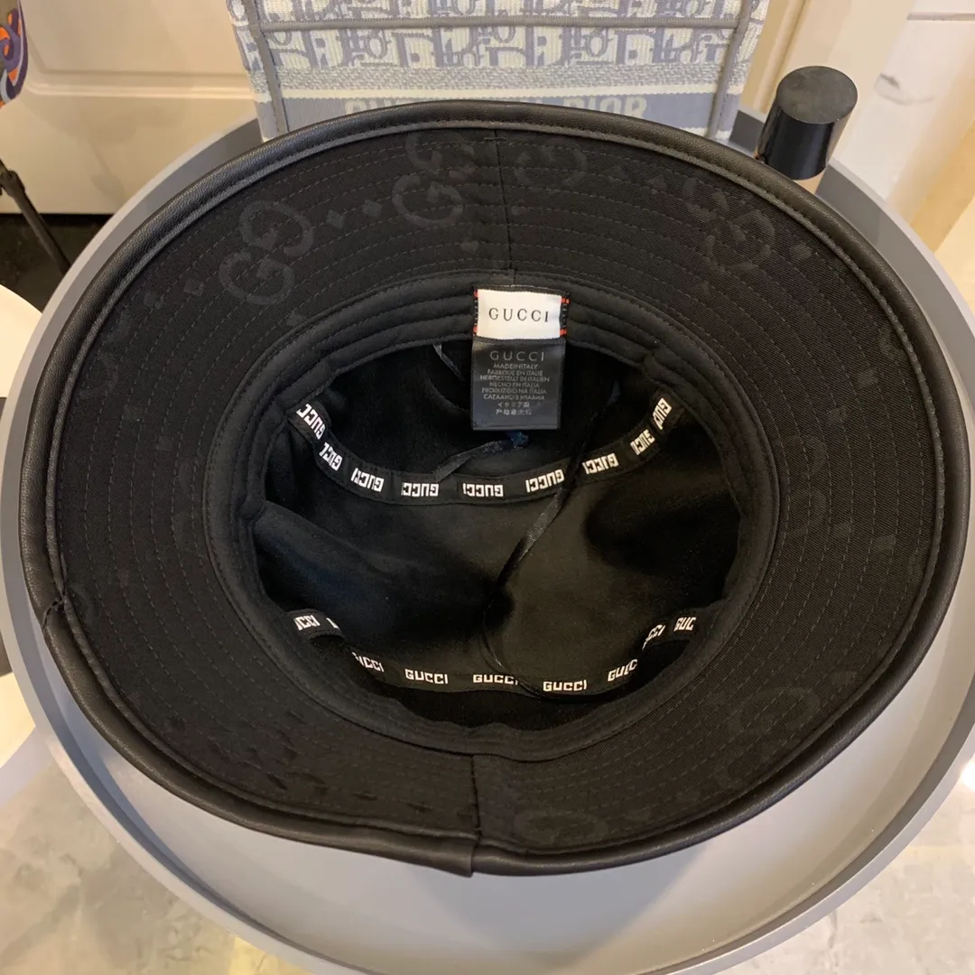 p90 GUCCI Gucci bucket hat official website new product Gucci original product quality is very popular, the workmanship is very exquisite, the high-end atmosphere is high-end