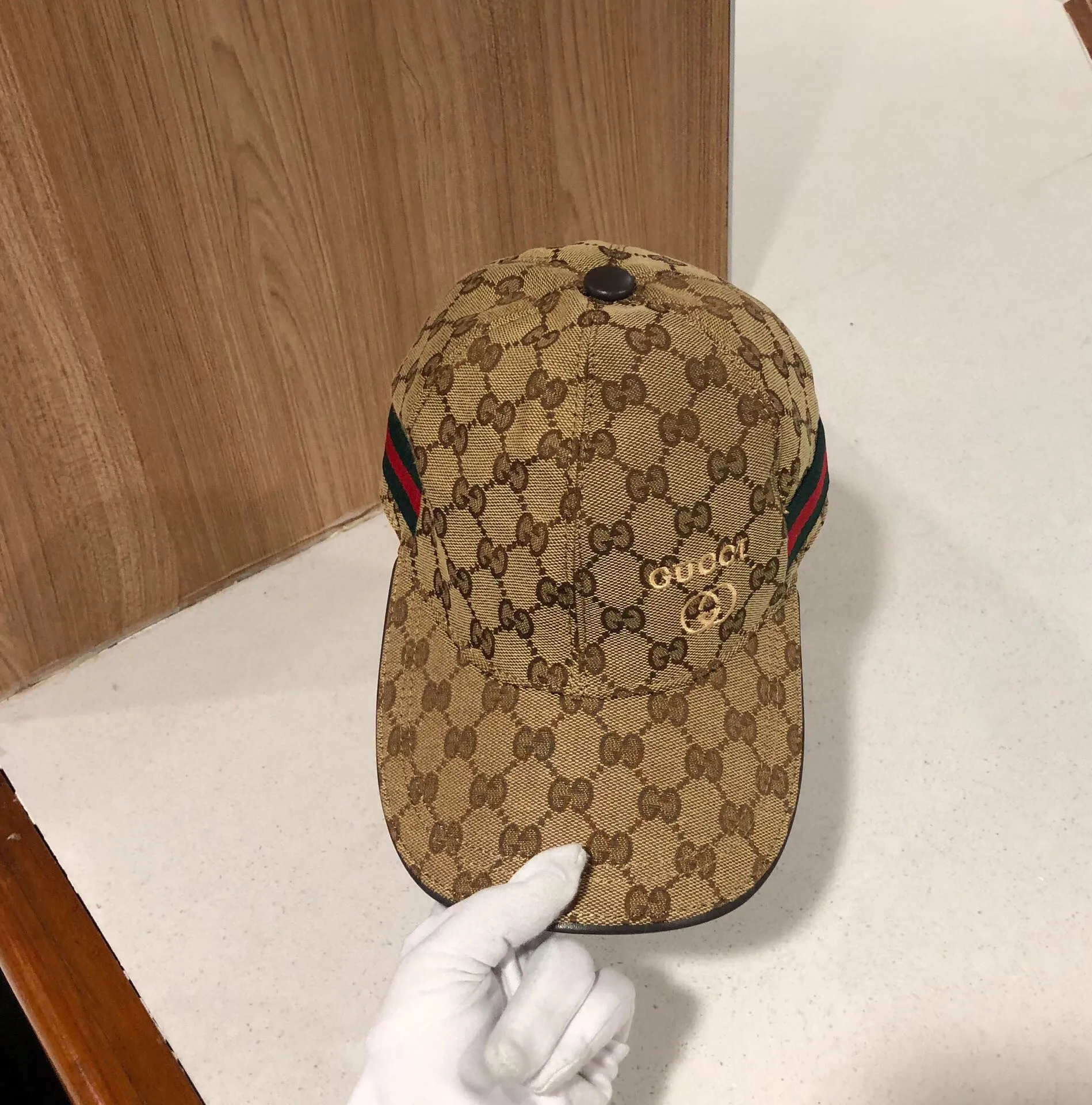 💰100 Gucci official website high edition shipment, new baseball cap published 1:1, very classic classic, popular retro beauty, a must-have when going out, classic will never go out of style