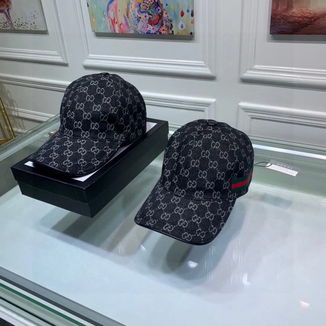 🉐110, Gucci (Gucci) 2020 new original baseball cap😍😍Double G denim jacquard, retro design, 1:1 mold opening and customization at the counter! Original denim fabric + first-layer cowhide, light and breathable! Actual photo, suitable for men and women, basic head circumference 56cm, adjustable patch.
