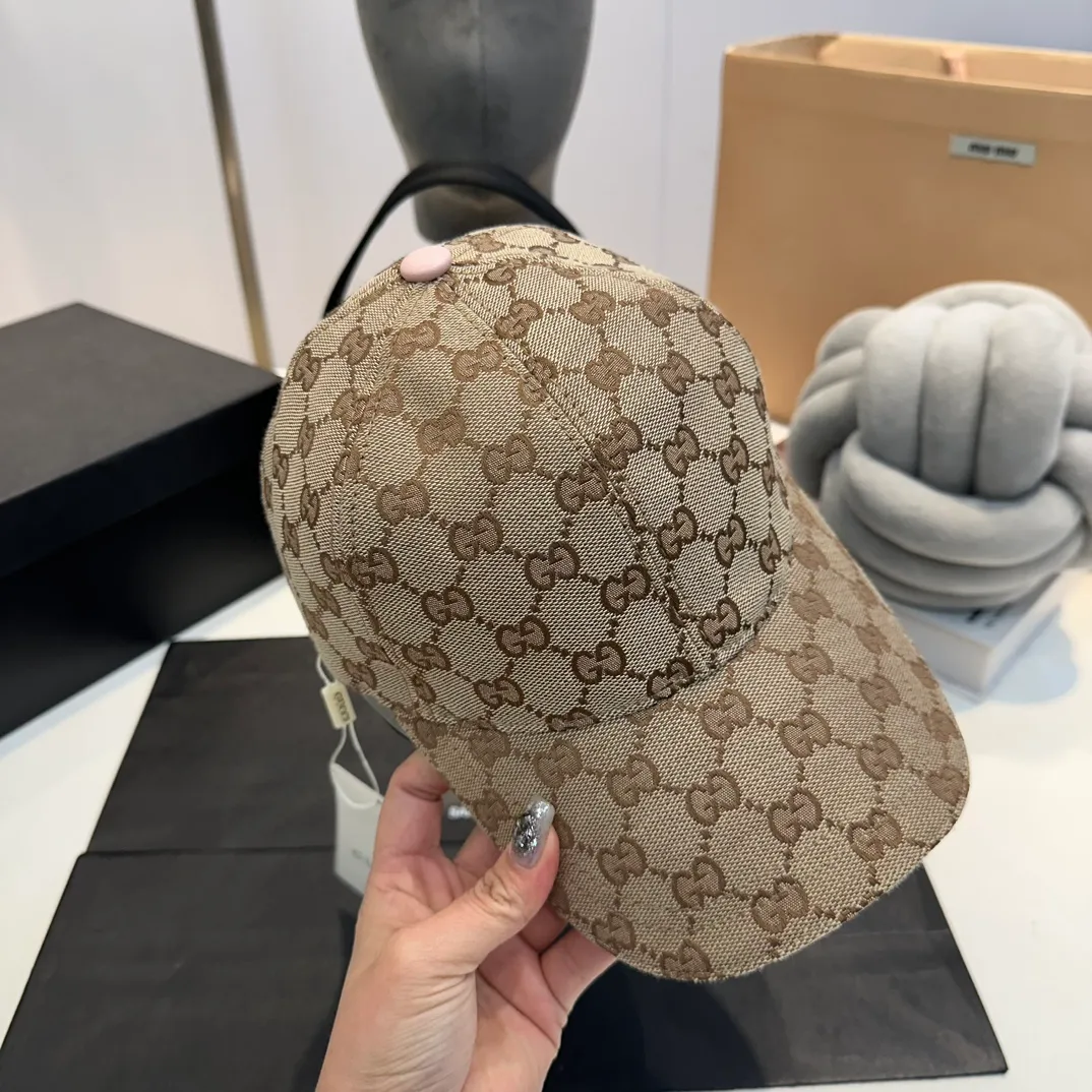 P60 Gucci Gucci classic presbyopic baseball cap original replica, same style for men and women