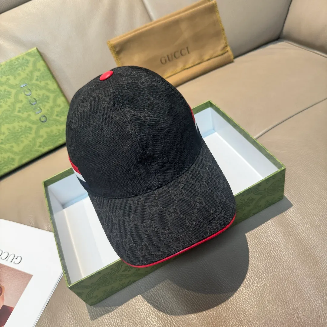 p90, Gucci (Gucci) new original baseball cap, three-color webbing, 1:1 mold customization, original canvas fabric + first-layer cowhide, red leather edge, handsome and fashionable, popular purchasing agent, versatile style for men and women, great quality! The basic head circumference is 56cm, and the patch is adjustable.