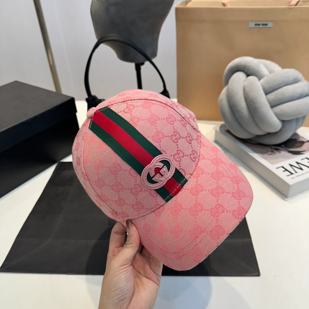 P50 Gucci (Gucci) classic original baseball cap, the highest version, light and breathable! Photographed in real life, suitable for men and women in all seasons, basic head circumference 58cm, adjustable patches. hat