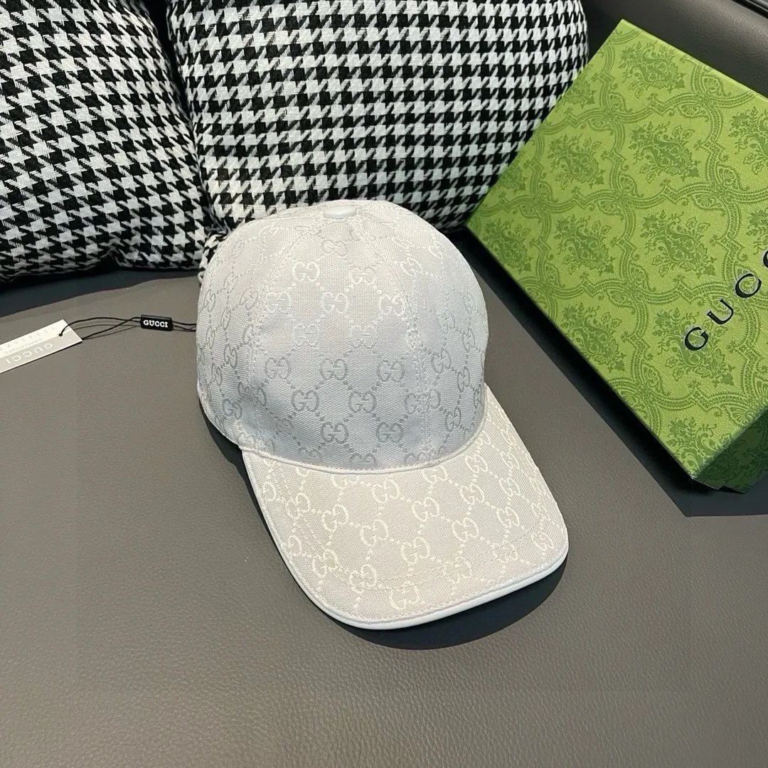 Batch of 900,000-year-old classic models shipped! Gucci (Gucci) classic original baseball cap 😍😍Customized at the 1:1 counter mold, the highest version, original canvas + first-layer cowhide, light and breathable! Photographed in real life, suitable for men and women in all seasons, basic head circumference 56cm, adjustable patches.