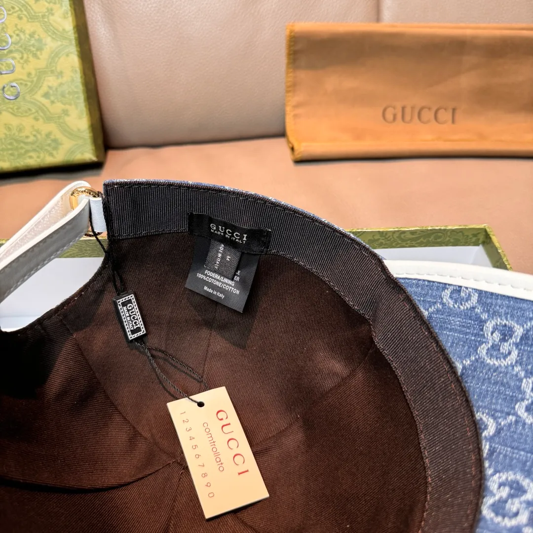 p90, Gucci (Gucci) classic original baseball cap, double G denim jacquard, retro design, 1:1 mold customization at the counter! Original denim fabric + first-layer cowhide, light and breathable! Actual photo, suitable for men and women, basic head circumference 56cm, adjustable patch.