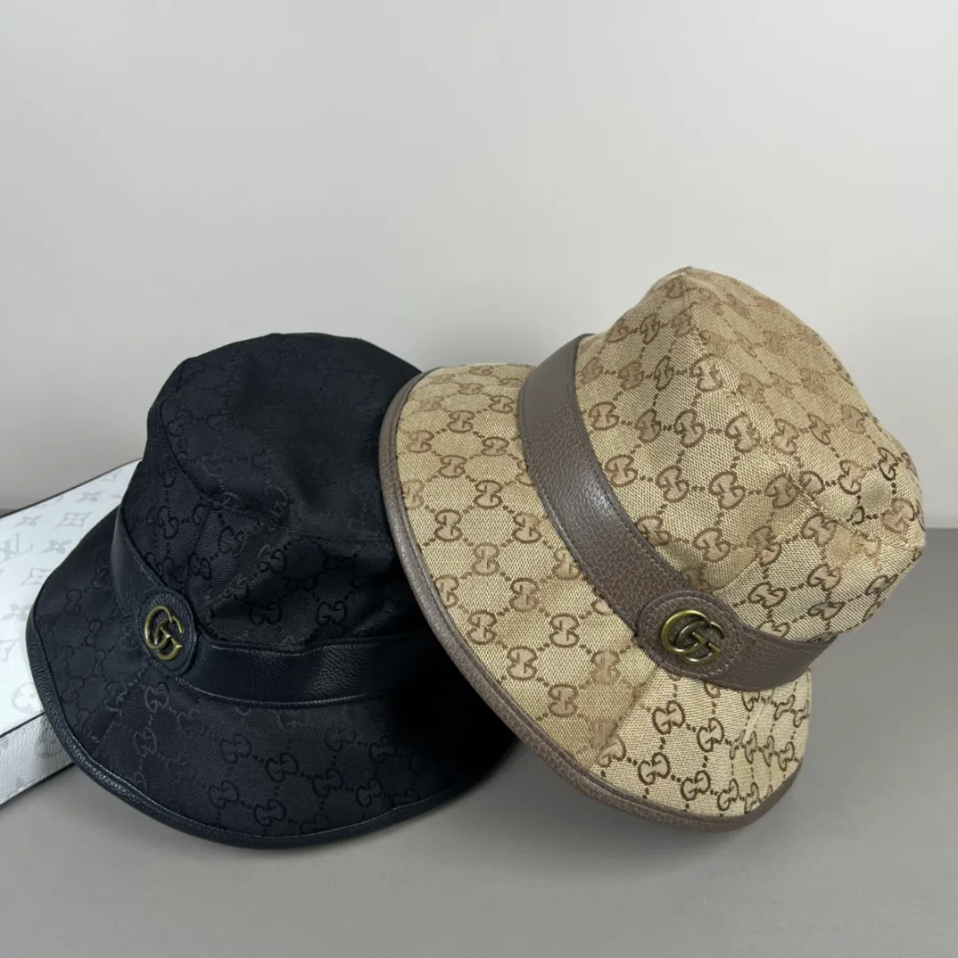 70💰GUCCI Gucci bucket hat👒The new product Gucci fisherman hat from the official website is now available. The craftsmanship is very exquisite and it is high-end and classy! Low-key luxury, easy to carry! Running volume!