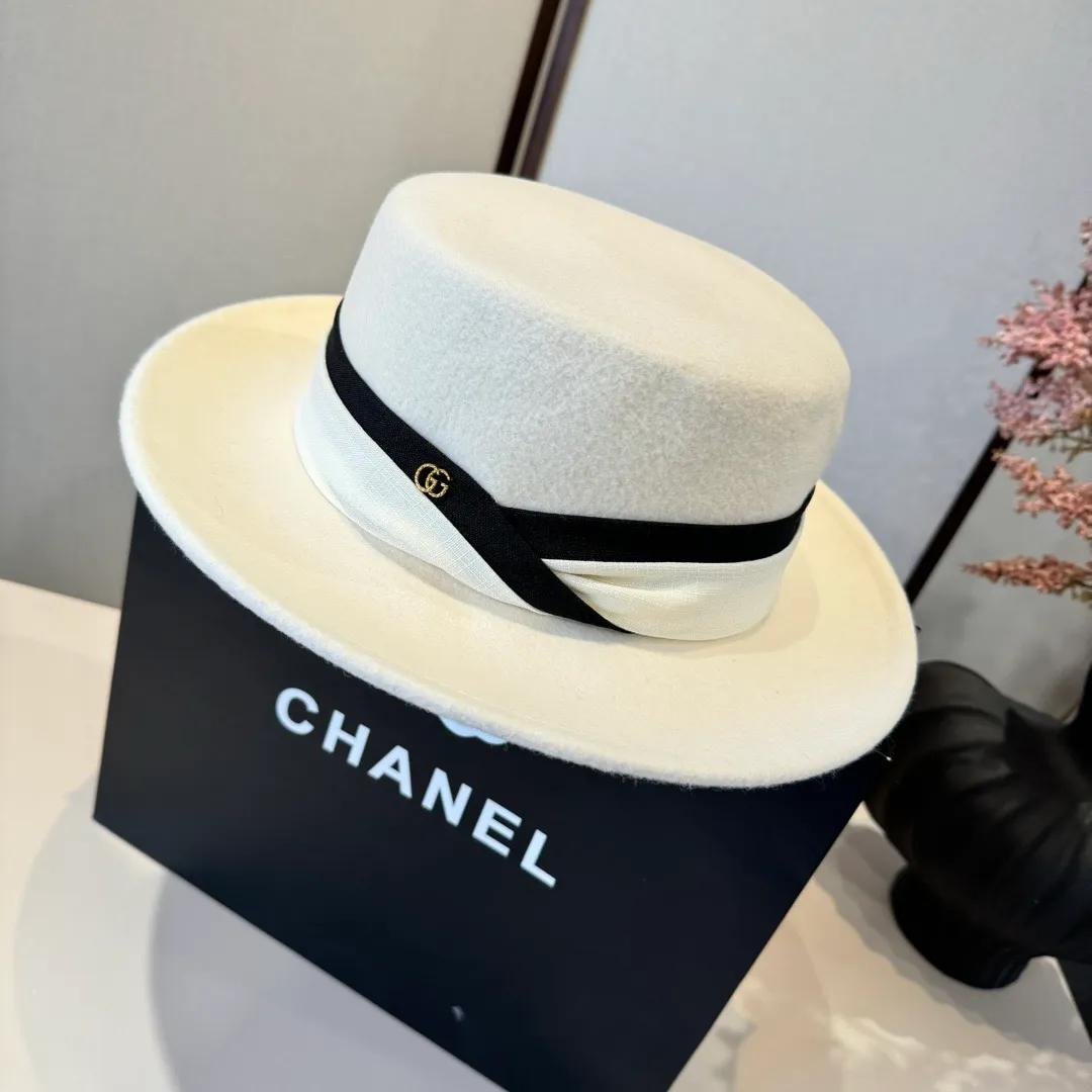 💰190¥ White Gucci new wool top hat, flat top hat, 100% wool fabric 🦙%, head circumference 57cm