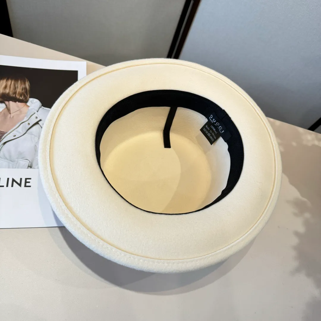 💰190¥ White Gucci new wool top hat, flat top hat, 100% wool fabric 🦙%, head circumference 57cm
