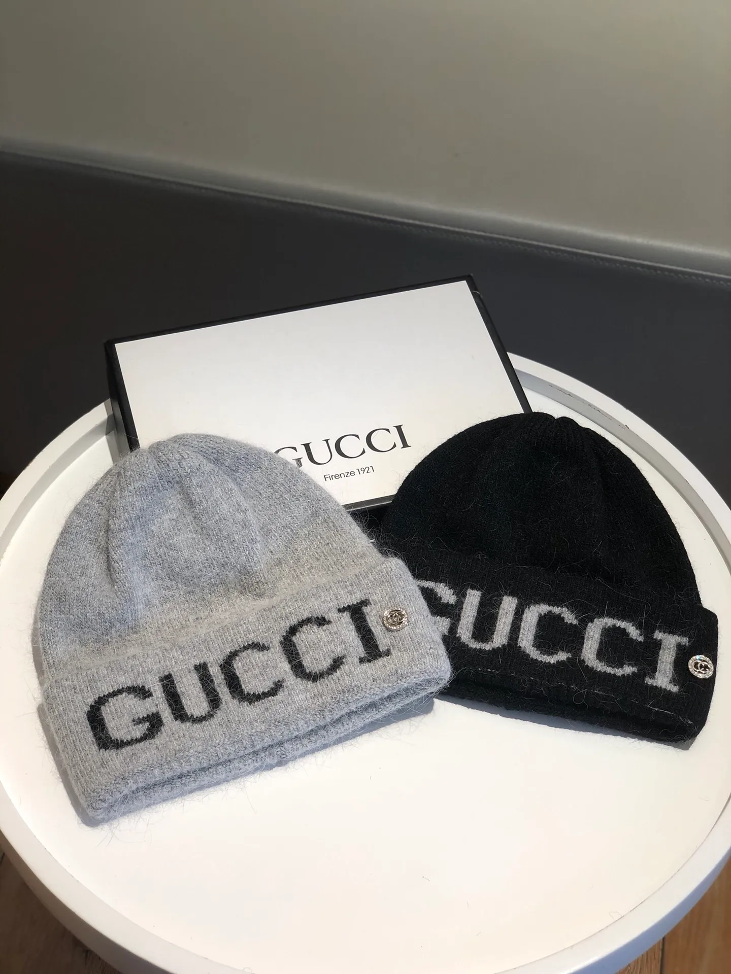Special batch 🉐150💰 Gucci woolen hat, cute and cute‼ Warm and comfortable, the quality is super good, thin thread material, very age-reducing‼