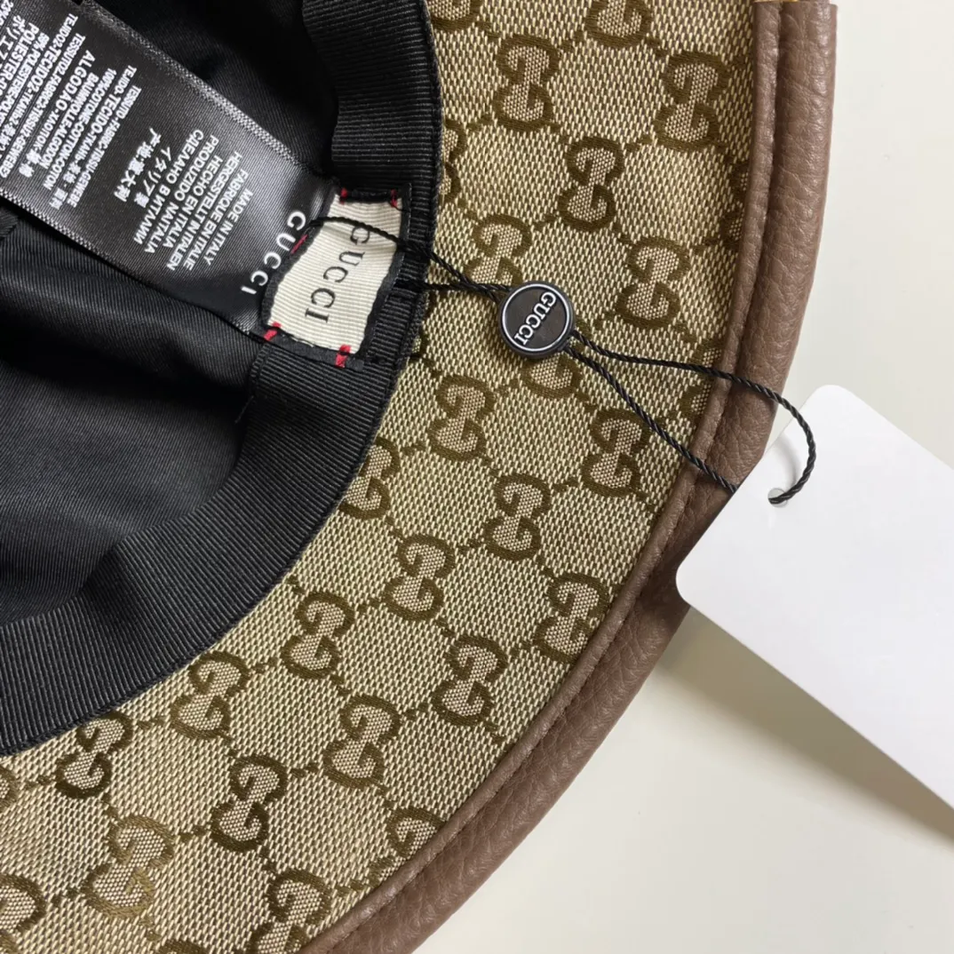 P56 original quality GUCCI Gucci bucket hat 👒 The new official website Gucci bucket hat is coming. The craftsmanship is very exquisite, the high-end atmosphere is high-end! Low-key luxury, easy to carry! Running volume!