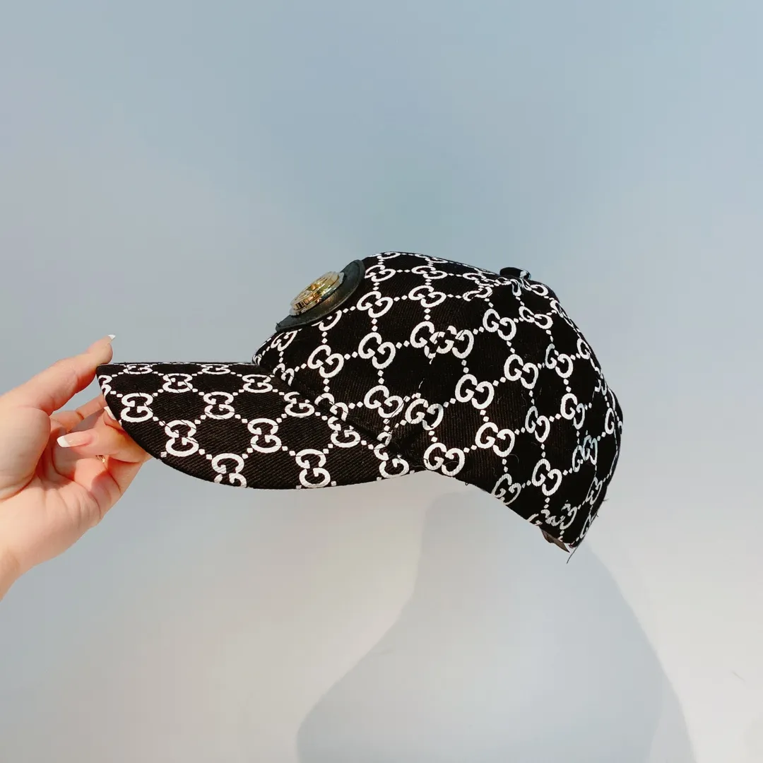 Running volume 70¥ Gucci 2022 autumn baseball cap, classic presbyopic style, black and white, head circumference 57cm