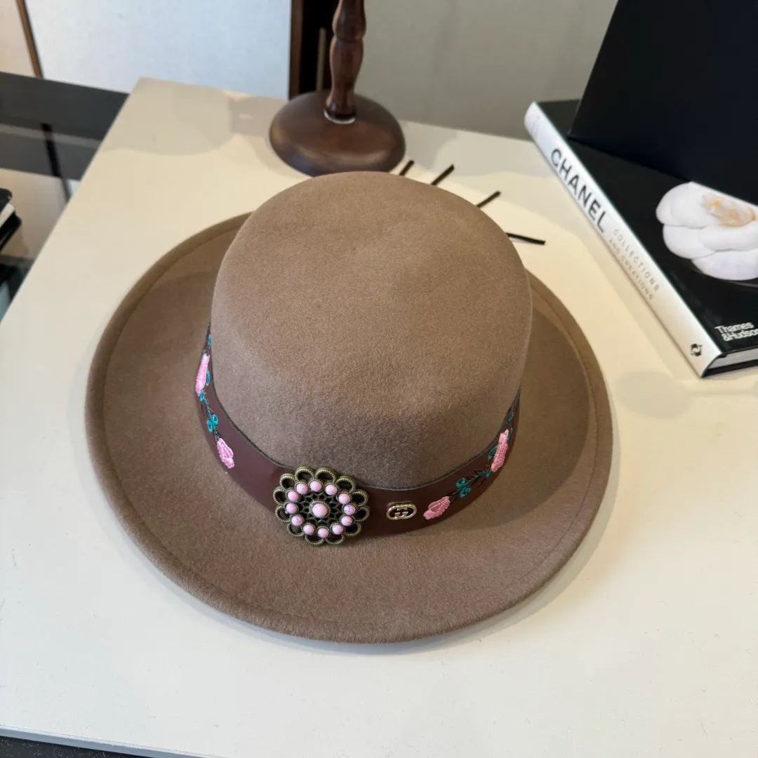 💰190¥ Gucci new wool top hat, flat top hat, 100% wool fabric 🦙%, head circumference 57cm