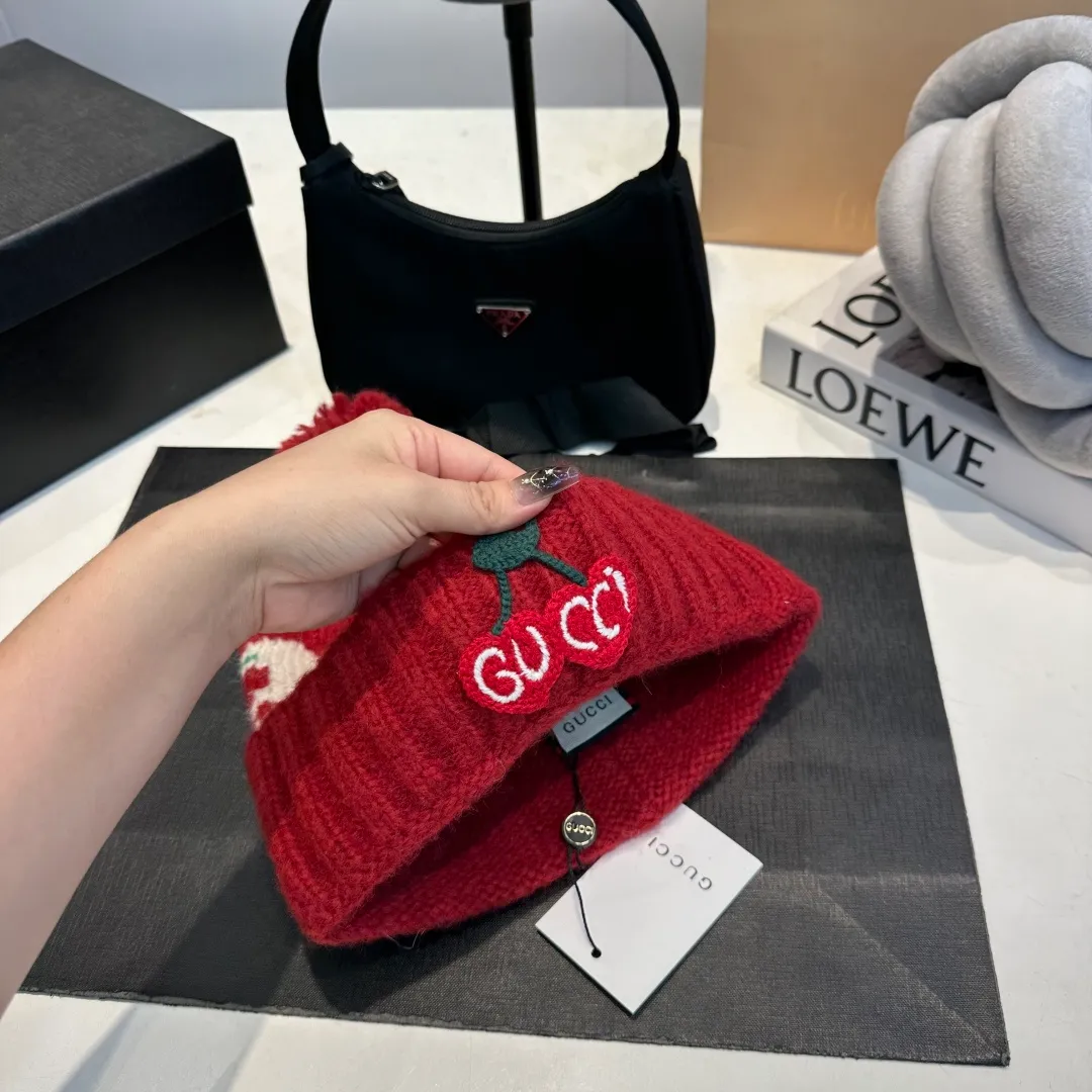 P60 Gucci knitted beanie, unisex