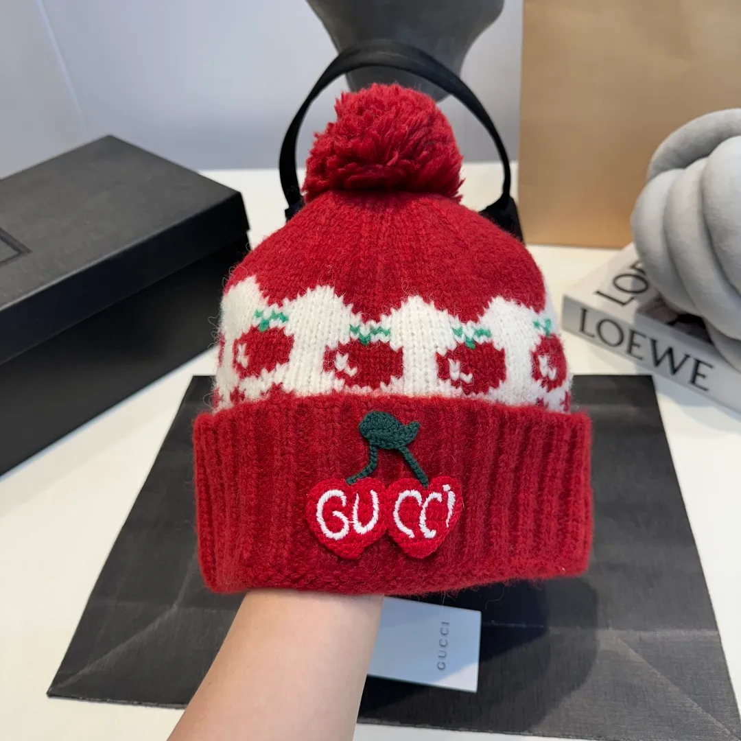 P60 Gucci knitted beanie, unisex