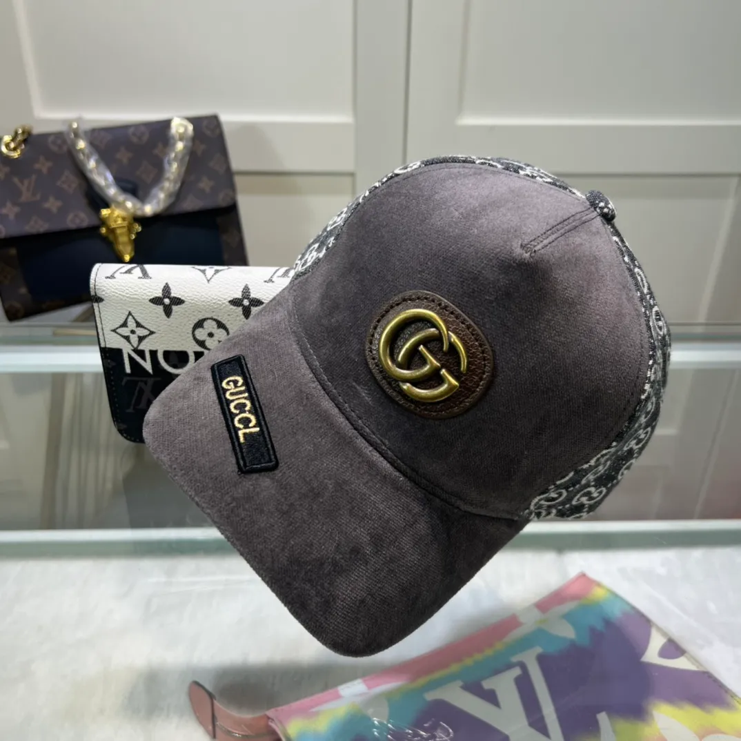 P54💰Gucci new original baseball cap, original canvas, light and breathable! The basic head circumference is 56cm, and the patch is adjustable.