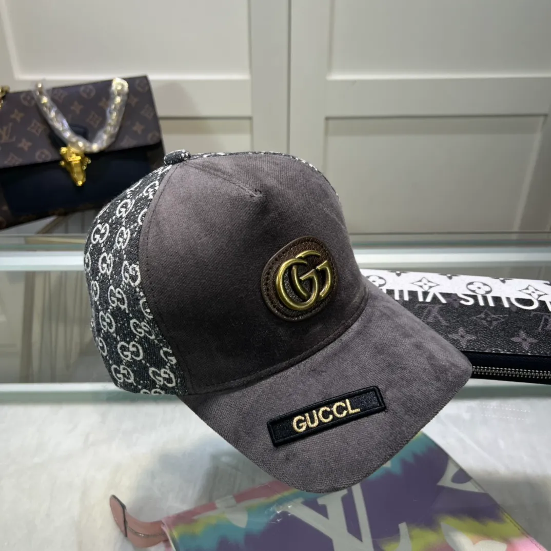 P54💰Gucci new original baseball cap, original canvas, light and breathable! The basic head circumference is 56cm, and the patch is adjustable.