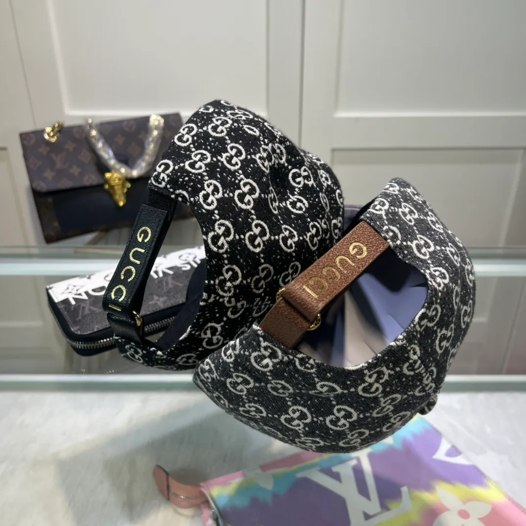 P54💰Gucci new original baseball cap, original canvas, light and breathable! The basic head circumference is 56cm, and the patch is adjustable.
