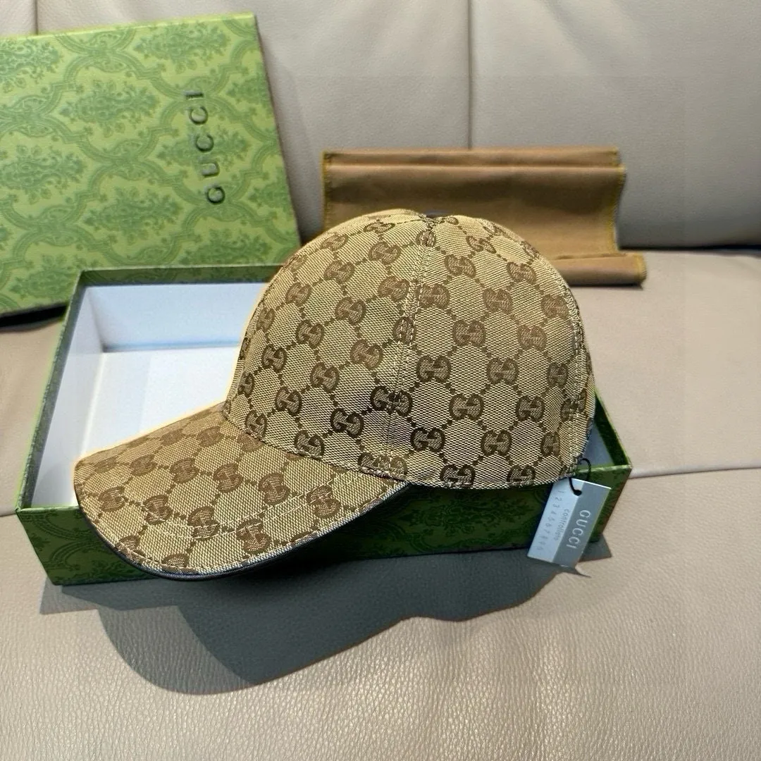p90 ten thousand year classic model shipped!   , Gucci (Gucci) classic original baseball cap 😍😍 1:1 mold opening and customization at the counter, the highest version, original canvas fabric + first layer of cowhide, light and breathable! Photographed in real life, suitable for men and women in all seasons, basic head circumference 56cm, adjustable patches.
