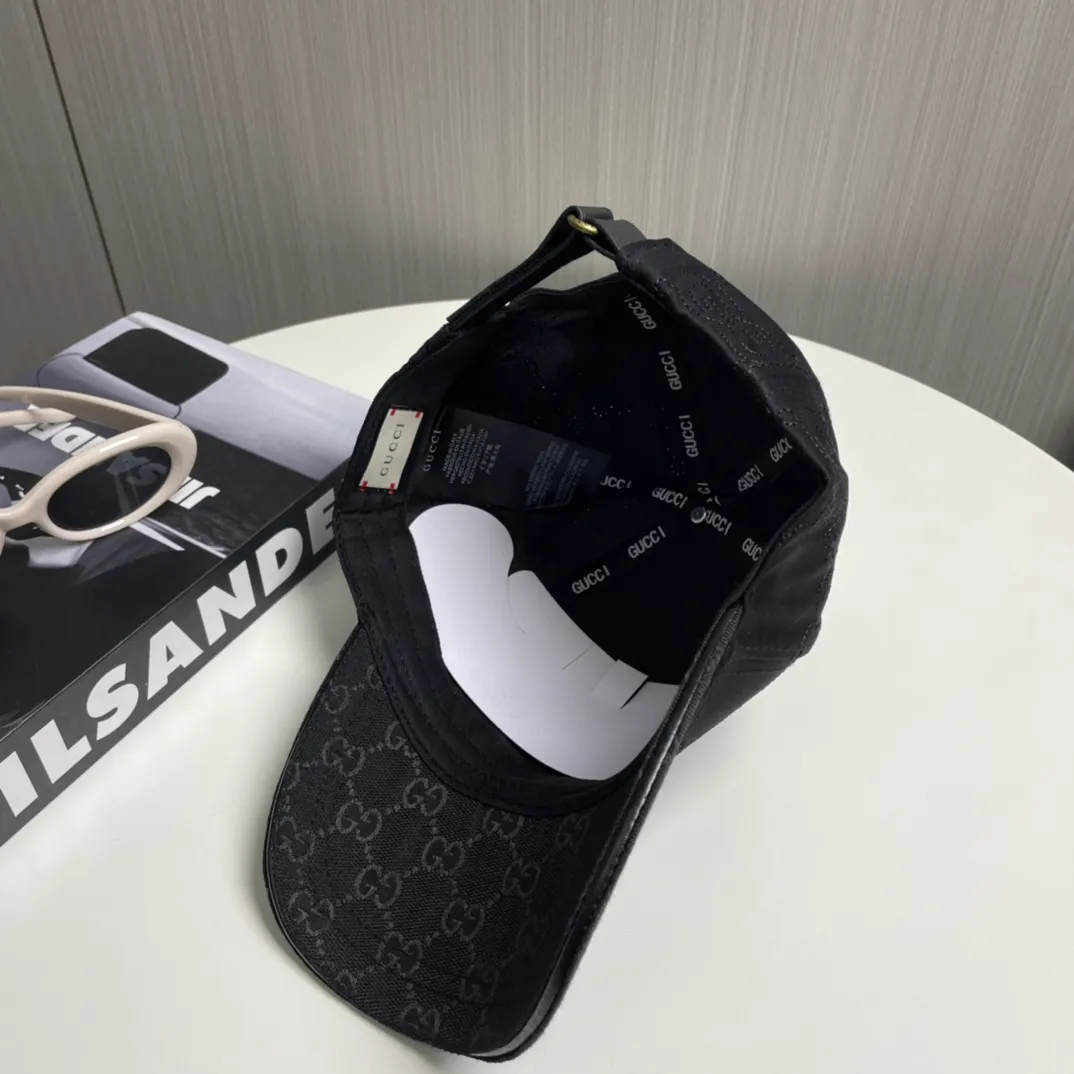 P66 Gucci new original baseball cap 🧢, exquisite and pure, stylish and stylish, cool and fashionable, out of stock at the counter, popular, great quality