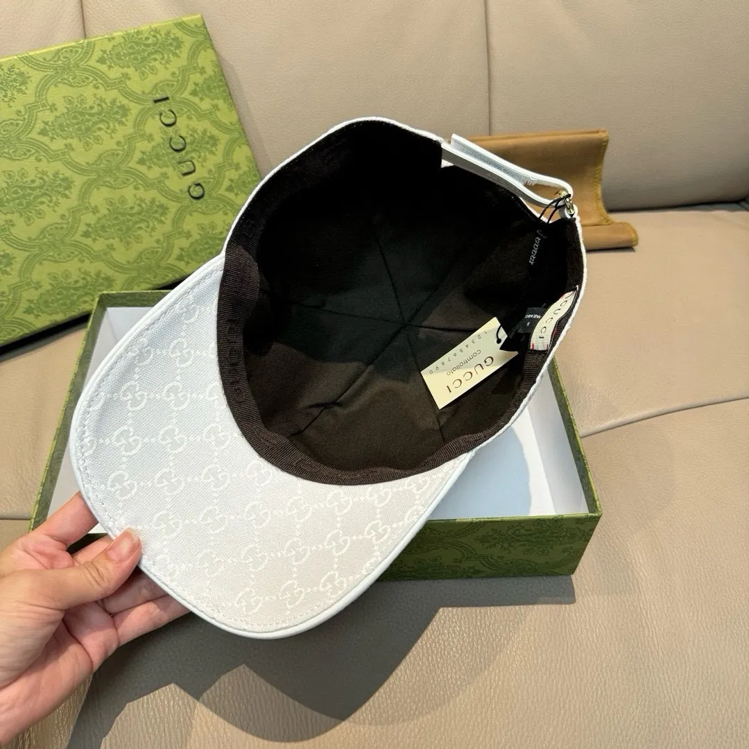P900,000 classic model! Apricot color, black, S and L sizes, Gucci (Gucci) classic original baseball cap😍😍Customized at 1:1 counter, the highest version, original canvas fabric + first-layer cowhide, light and breathable! Photographed in real life, suitable for men and women in all seasons, basic head circumference 56cm, adjustable patches.