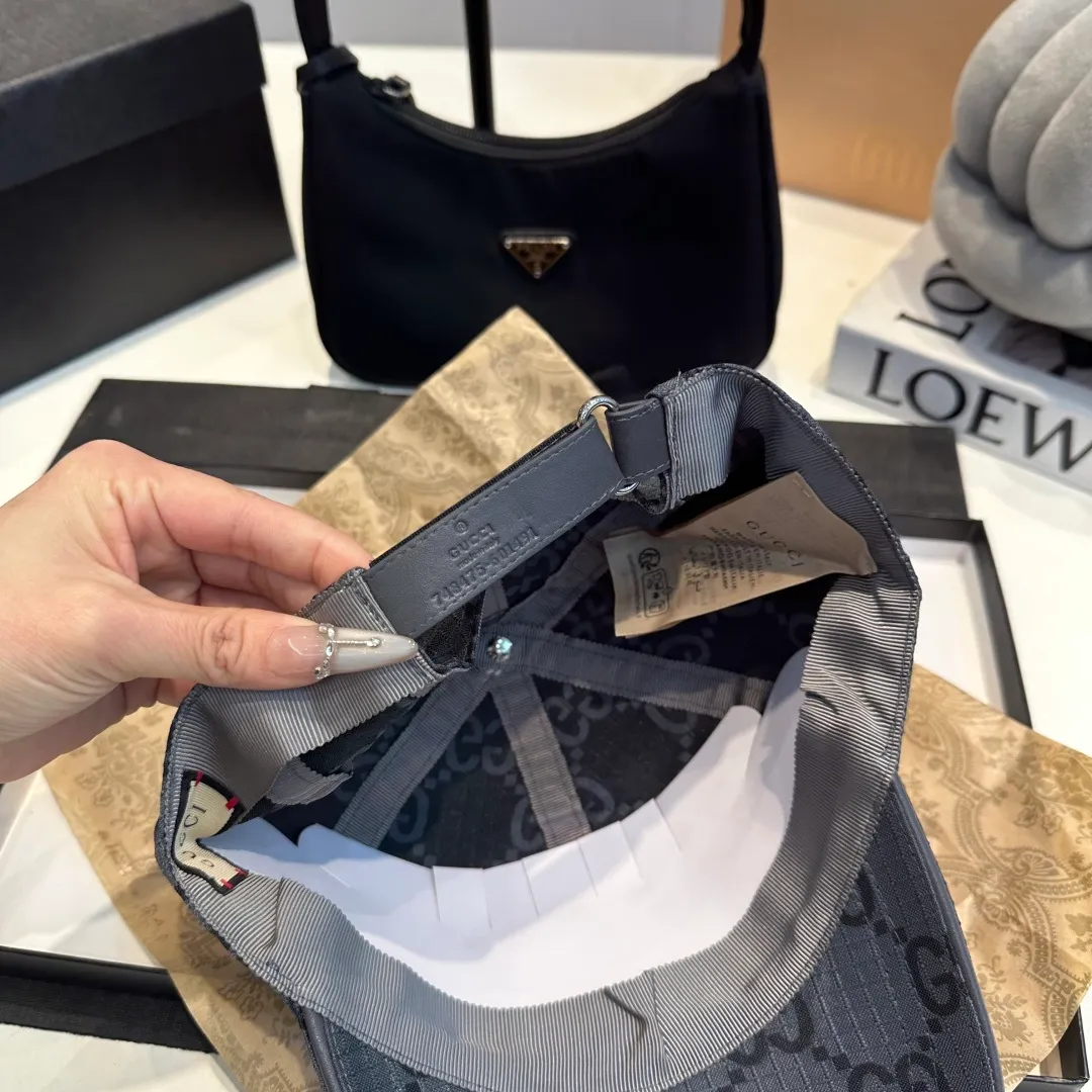 P160 GUCCI Gucci GGDenim series denim baseball cap. The official website has the same fabric as presbyopia❀, retro classic series, same style for men and women!